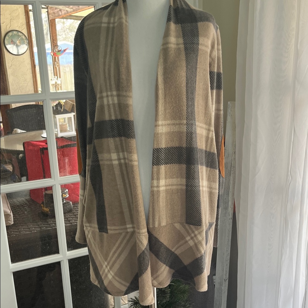 Lovely Melody Plaid Cardigan - Tan and Black